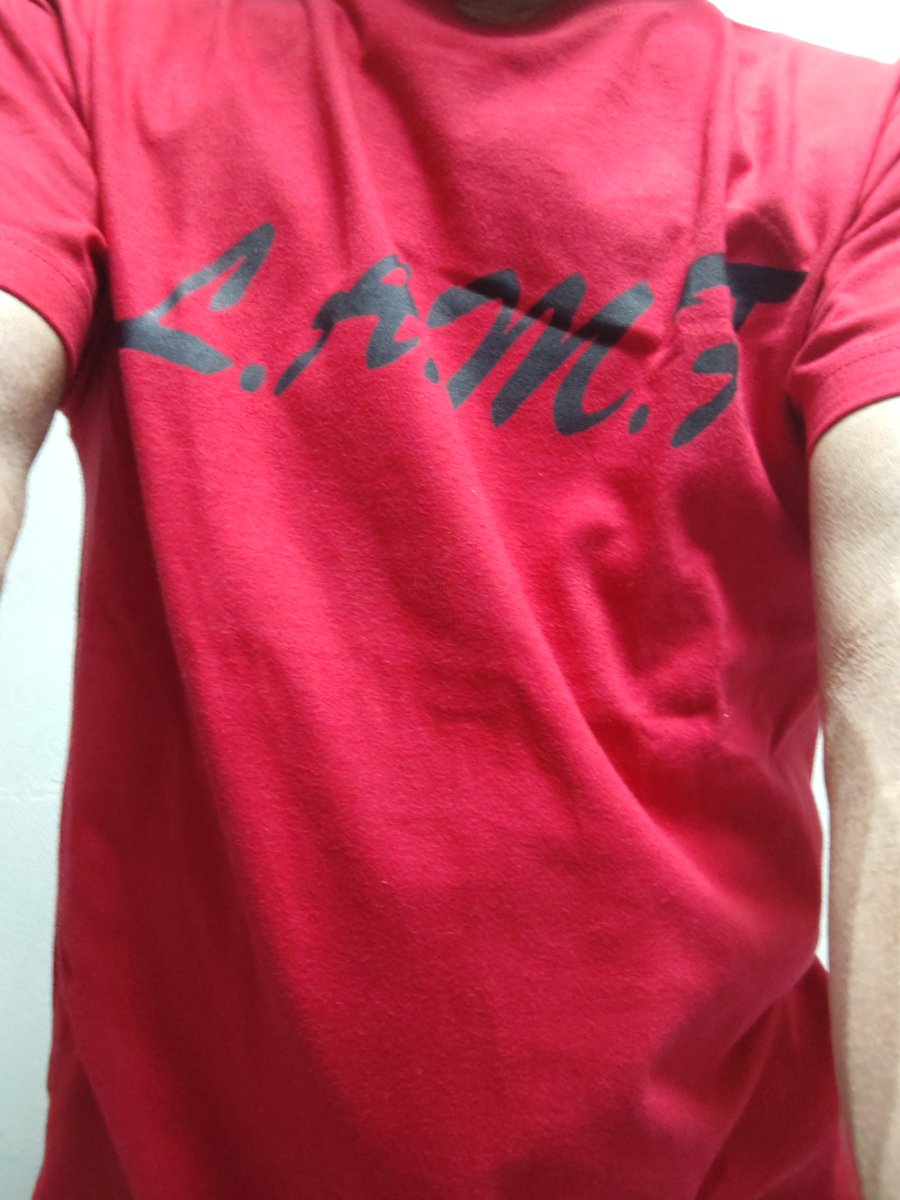 cIbEsZpennrq9Ue's tweet image. 今朝の1枚💿️🤓🎶
皆様、おはようございます❗️🙂🖐🏻
今日は雨☔のち晴れ☀️
朝は雨🌧️ですが、昼過ぎ迄でその後は晴れるそうです🌞
本日も皆様がステキな1日になります様に‼️😀✌🏻💖✨

T👕もジョニー・サンダースL.A.M.F.

#JOHNNYTHUNDERSandTHEHEARTBREAKERS
#ＬＡＭＦ
#thelost77mixes