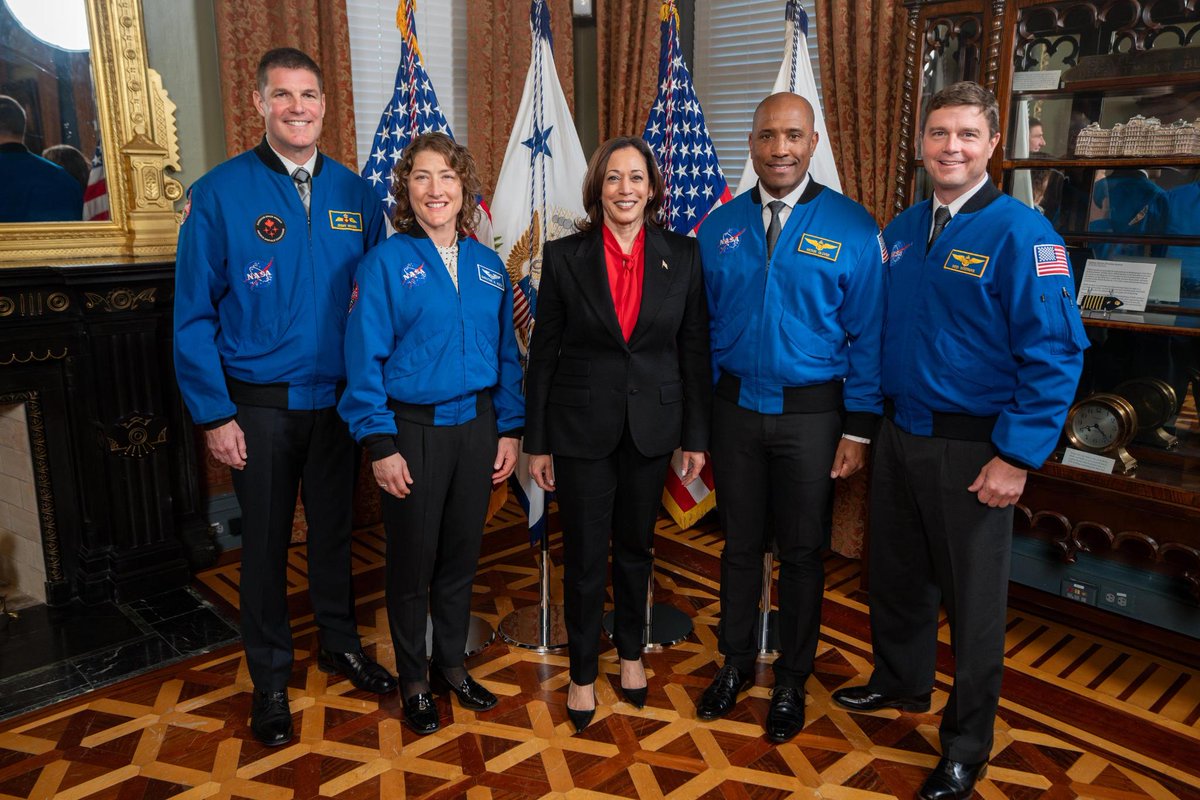 Alex Cole tweet media