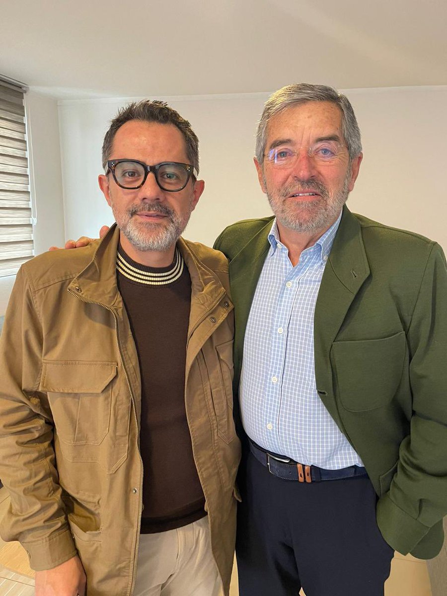 Pronta recuperación en su proceso de rehabilitación Dr. Juan Ramón, para que pronto pueda regresar a seguir aportando al proyecto de país de la Dra. <a href="/Claudiashein/">Claudia Sheinbaum Pardo</a>. 
Un honor haber colaborado con usted desde los Diálogos por la Transformación.