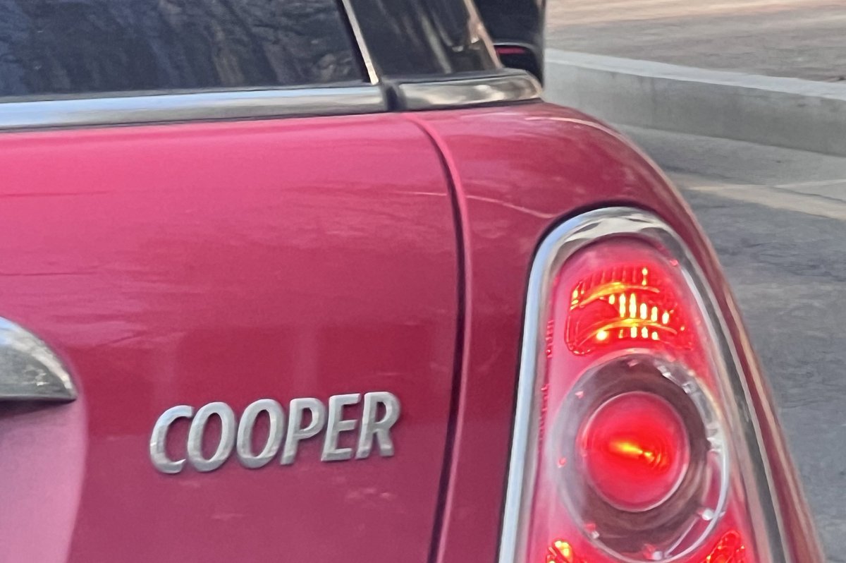 베짱이 tweet media