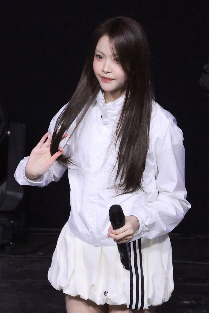 𝘾𝘼𝙍𝙈𝙄𝙉𝙀 tweet media