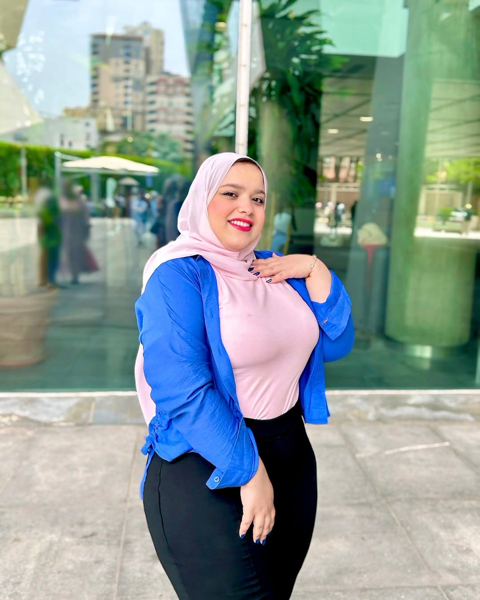 Call me Simp 👻 tweet media