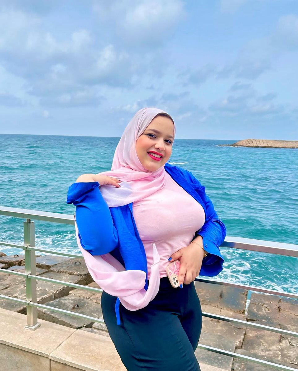 Call me Simp 👻 tweet media