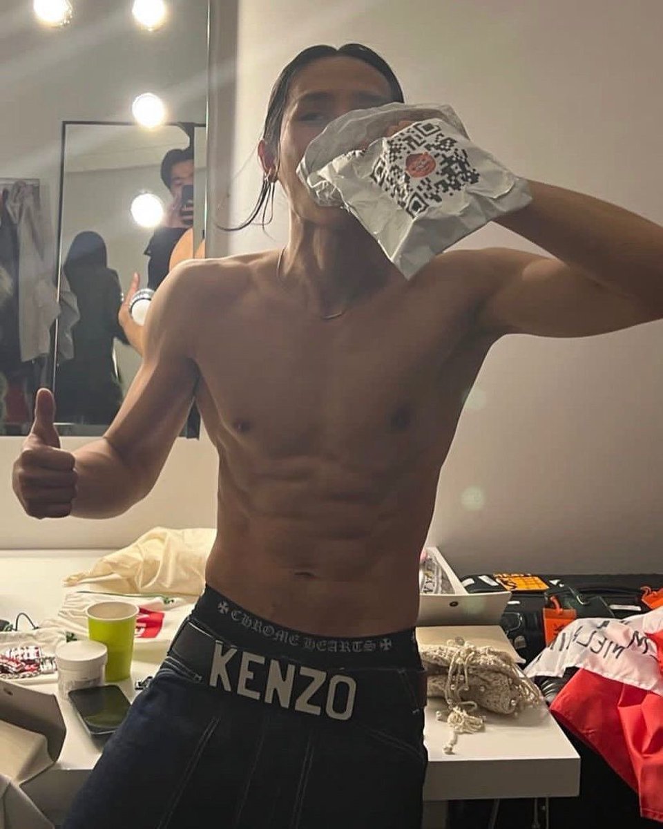 vee #swagger ★ tweet media