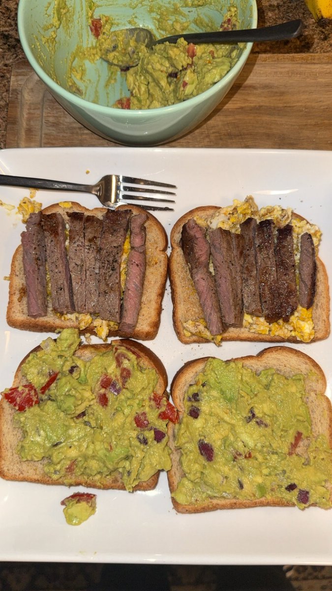 dalee^,^ tweet media