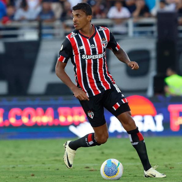 Leticia Santos tweet media