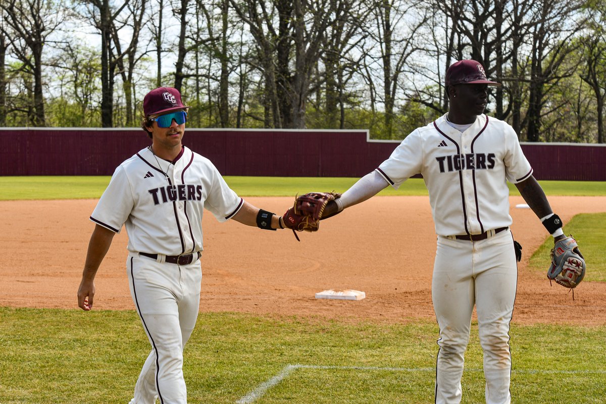 CoahomaSports's tweet photo. #CCCBaseball | Here are a few photos from Tuesday's doubleheader against the NWCC Rangers.
More here: https://t.co/flWHFimaDp
#Tigerpride #TheFamilyThatPreyz #B4_US https://t.co/6DNfFCRqKD
