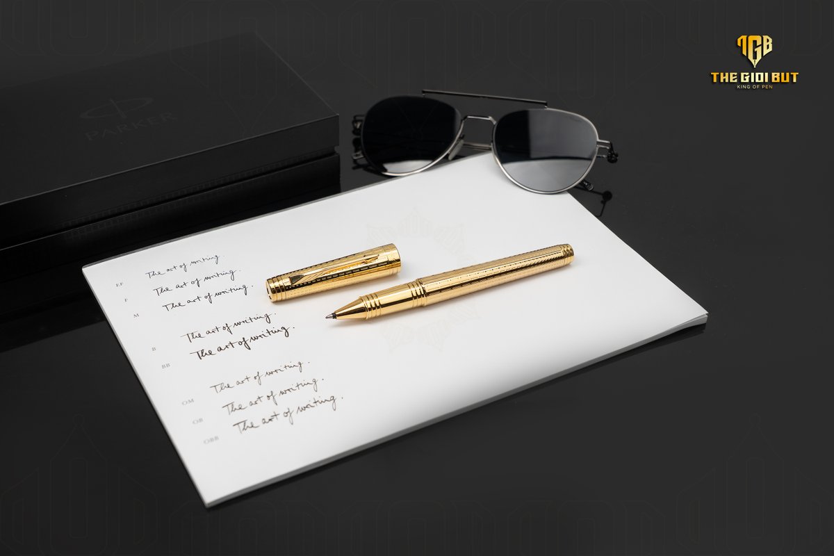thegioibut's tweet photo. Parker Premier Deluxe Chiselling GT Rollerball S0887950 toàn thân hợp kim đồng thau phủ vàng 23K cao cấp, chạm khắc họa tiết “chiselling” sắc sảo như một tác phẩm kim hoàn. 

📷Hotline: 0888.168.968
https://t.co/E0FcMY9Qq4 https://t.co/7AGIbl9RaR
