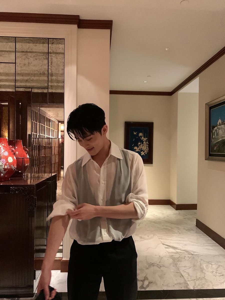나진짜 .. 진짜 ….. 소식볼틈도없이 바빠서  인스타올려줘서   겨우보고