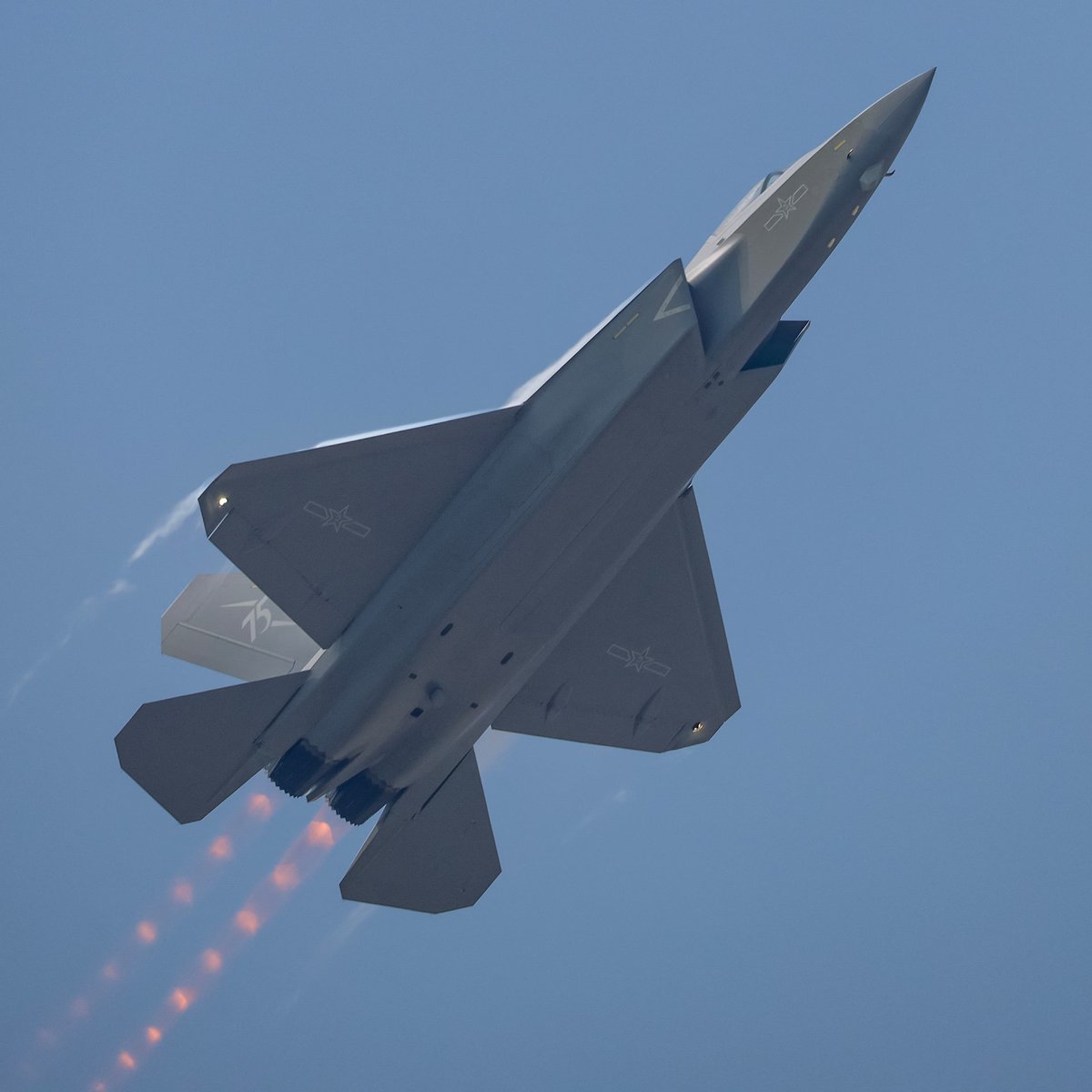 International Defence Analysis tweet media