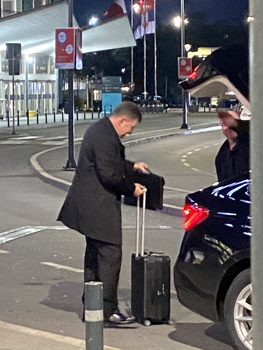 zo100ino tweet media