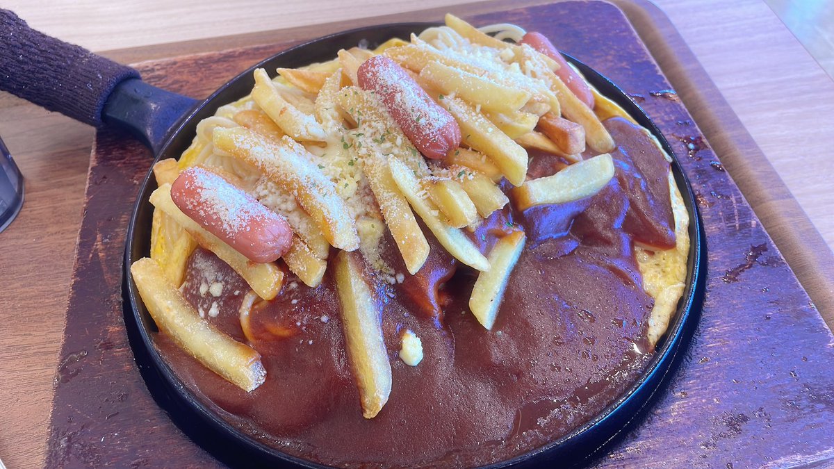 らいりー tweet media