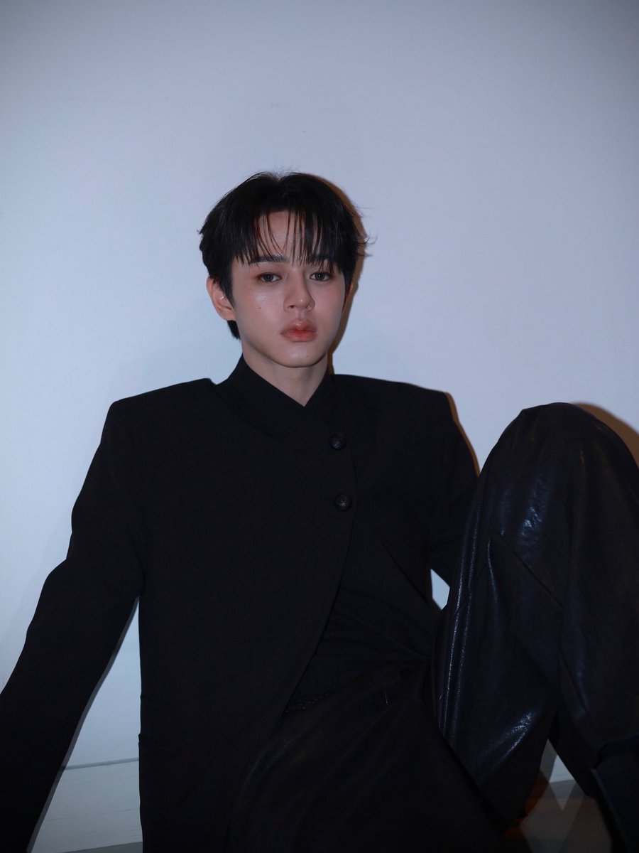 마나우 tweet media