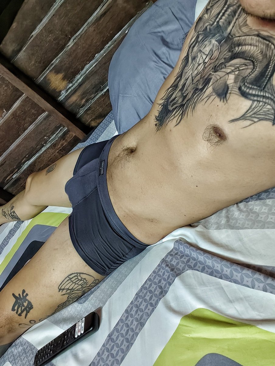 ช่างสักซอยลึก tweet media