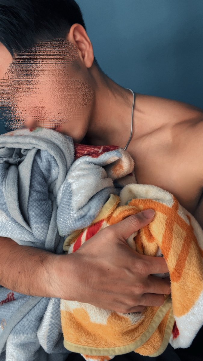 請支援收淫 tweet media