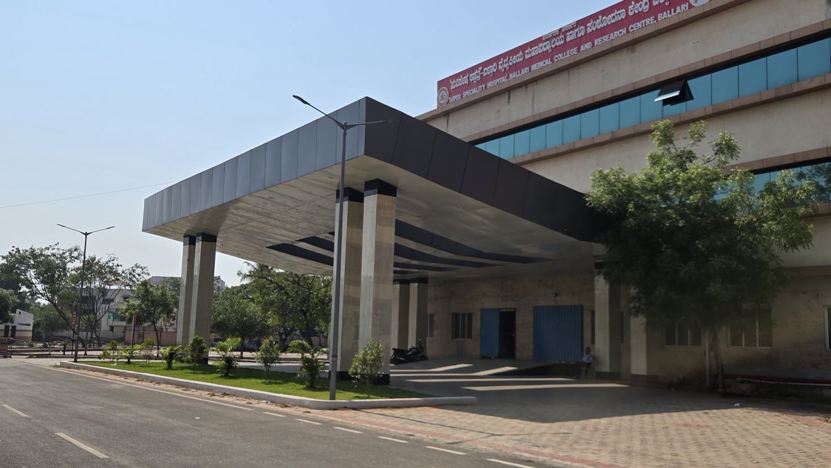 Ballari Tweetz tweet media