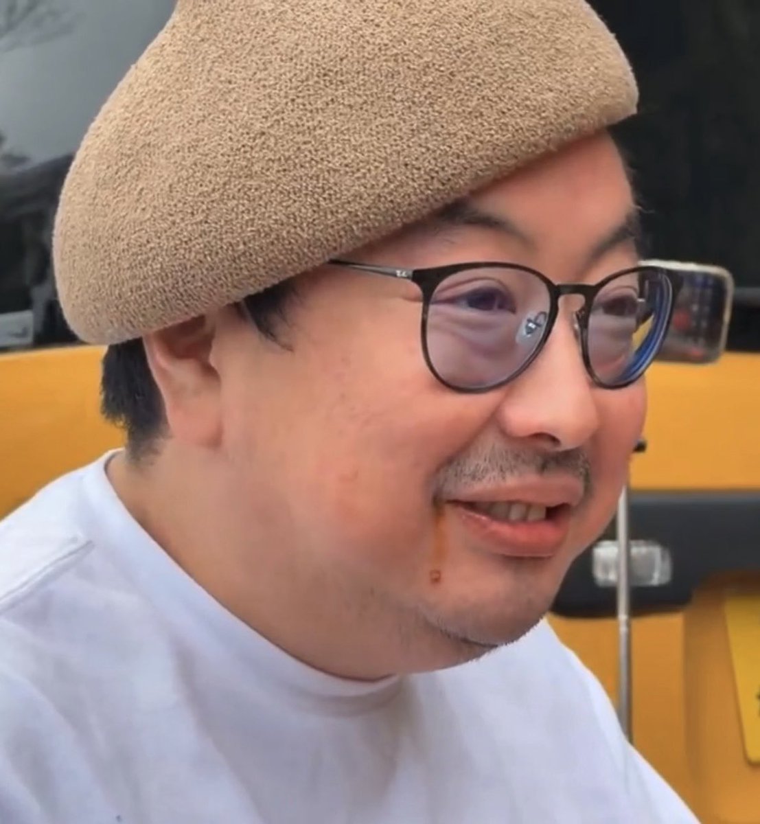 ぶるうたる tweet media