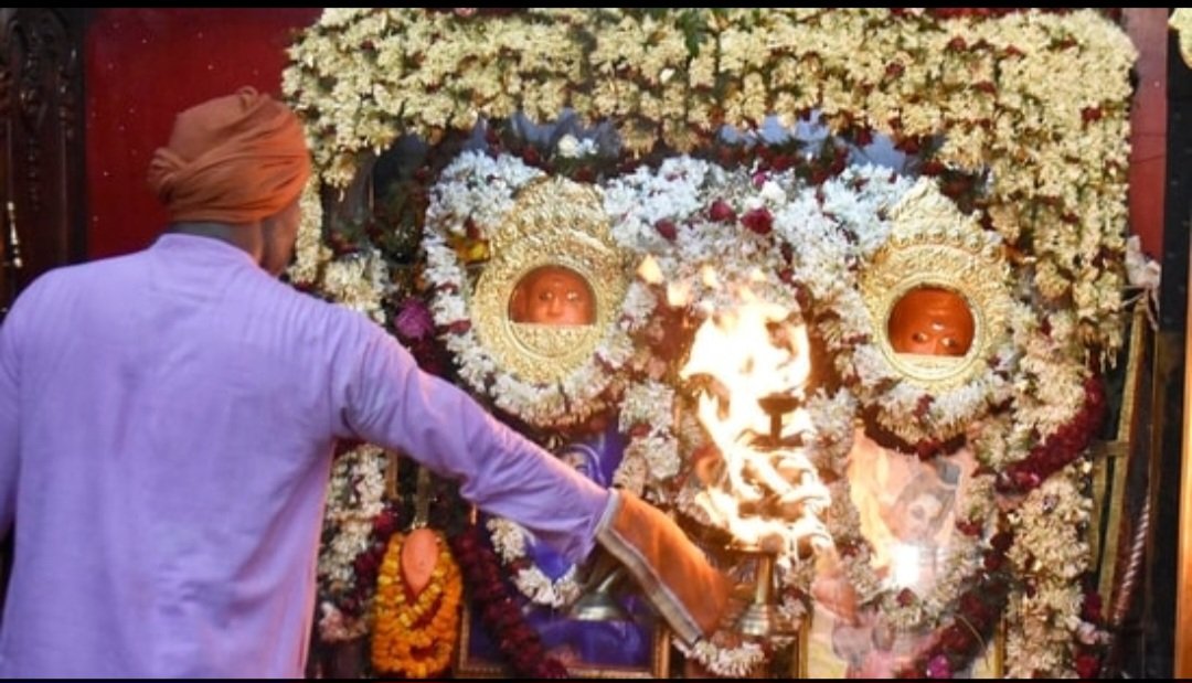 anilandy's tweet photo. 🚩 Jai Bajrangbali!
On this auspicious day of Hanuman Jayanti, may Lord Hanuman bless you with strength, courage, and wisdom. 💪✨
#HanumanJayanti #JaiHanuman #Bajrangbali https://t.co/9kK7XWWhEC