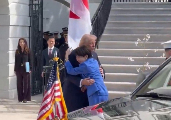 mas__yamazaki's tweet photo. トランプ米大統領は1日、封鎖状態のホルムズ海峡の安全確保を巡り欧州や日中韓への不満を表明（共同）https://t.co/pYhzcN2uiw「日本が海峡経由の石油輸入に依存しているとし『日本にさせればいい』と名指しした」

ちぎれるほど尻尾振って媚びへつらう犬は舐められっぱなし。ツケ回しは日本国民へ。 https://t.co/t99cnT9KJw