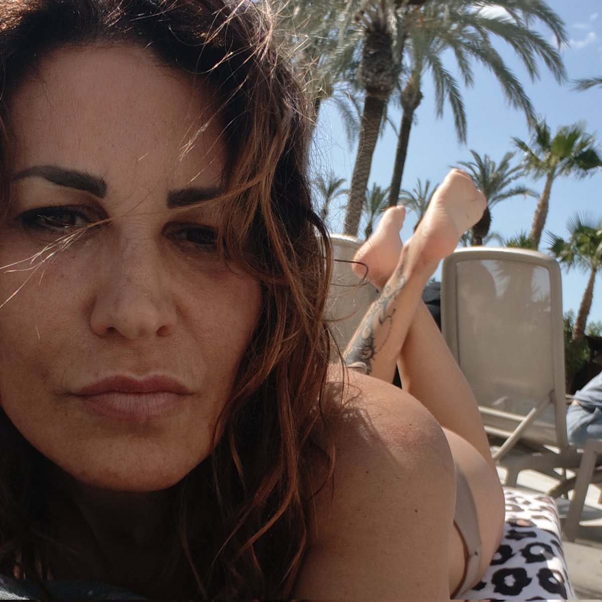 Manuela cuni tweet media