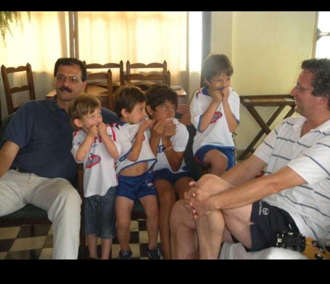 Gonzaperroni's tweet photo. @Nacional #DeGeneraciónEnGeneración https://t.co/javLw52XsN