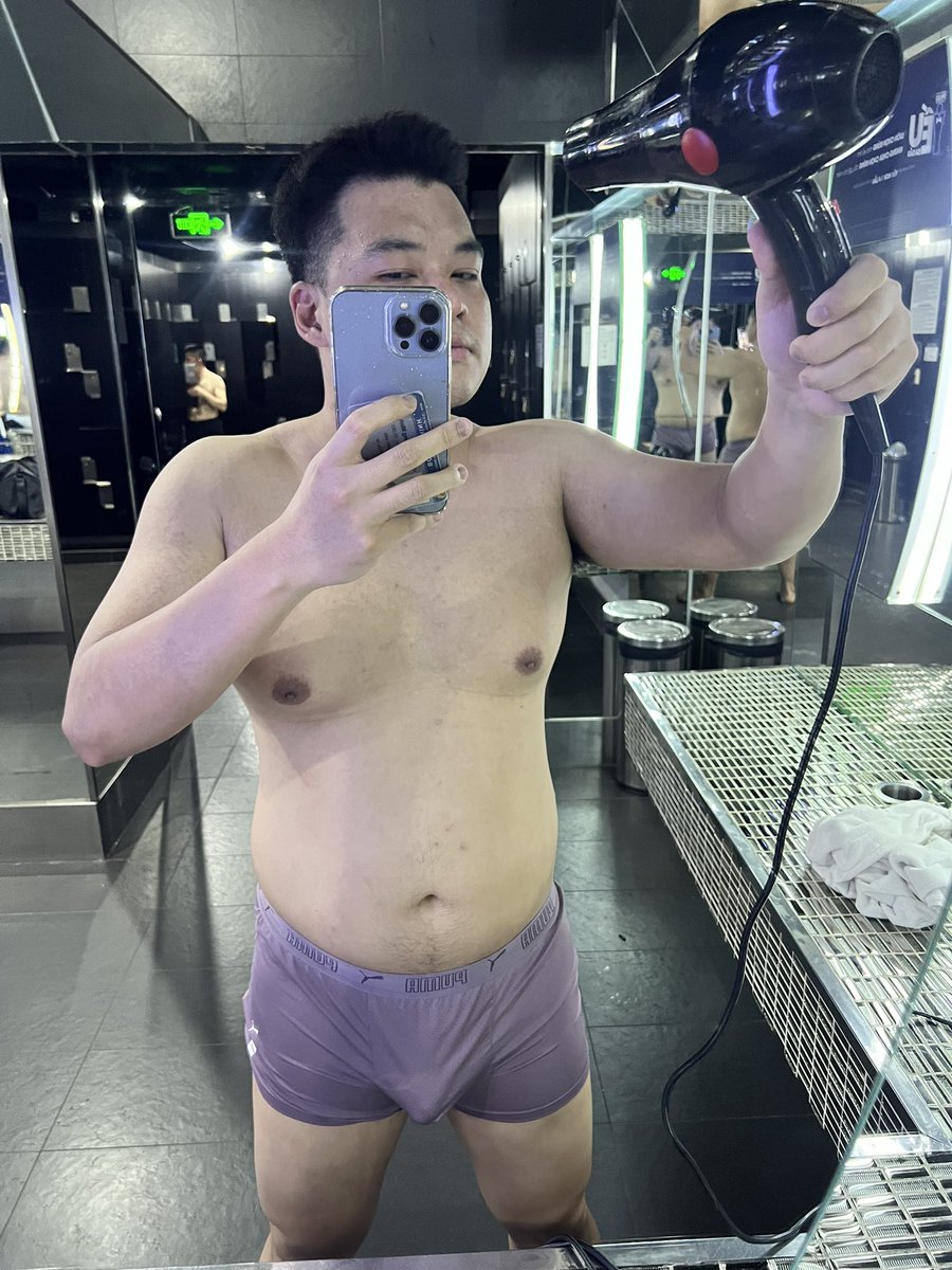 Thonghm tweet media
