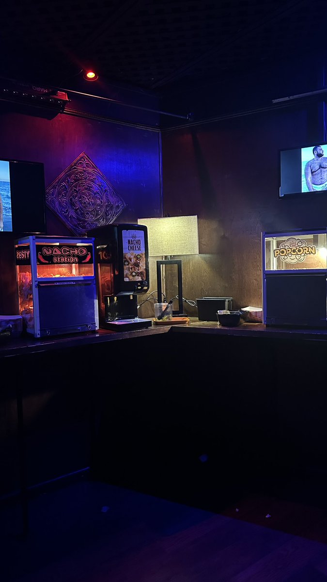 rainygay tweet media