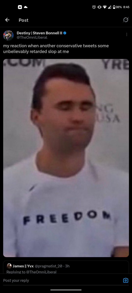 OneGrayCat tweet media