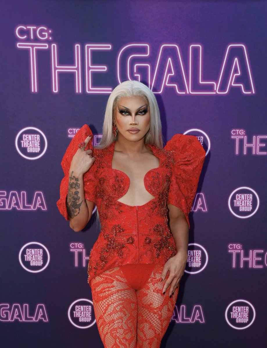 Drag Crave tweet media