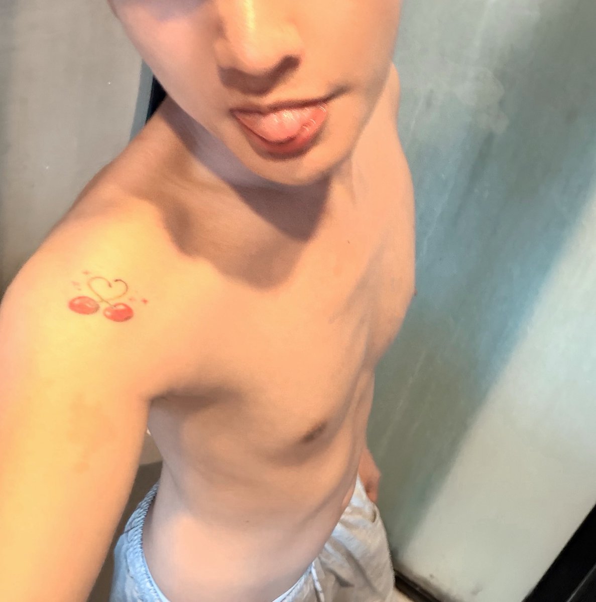 เบบี๋เองค้าบ tweet media
