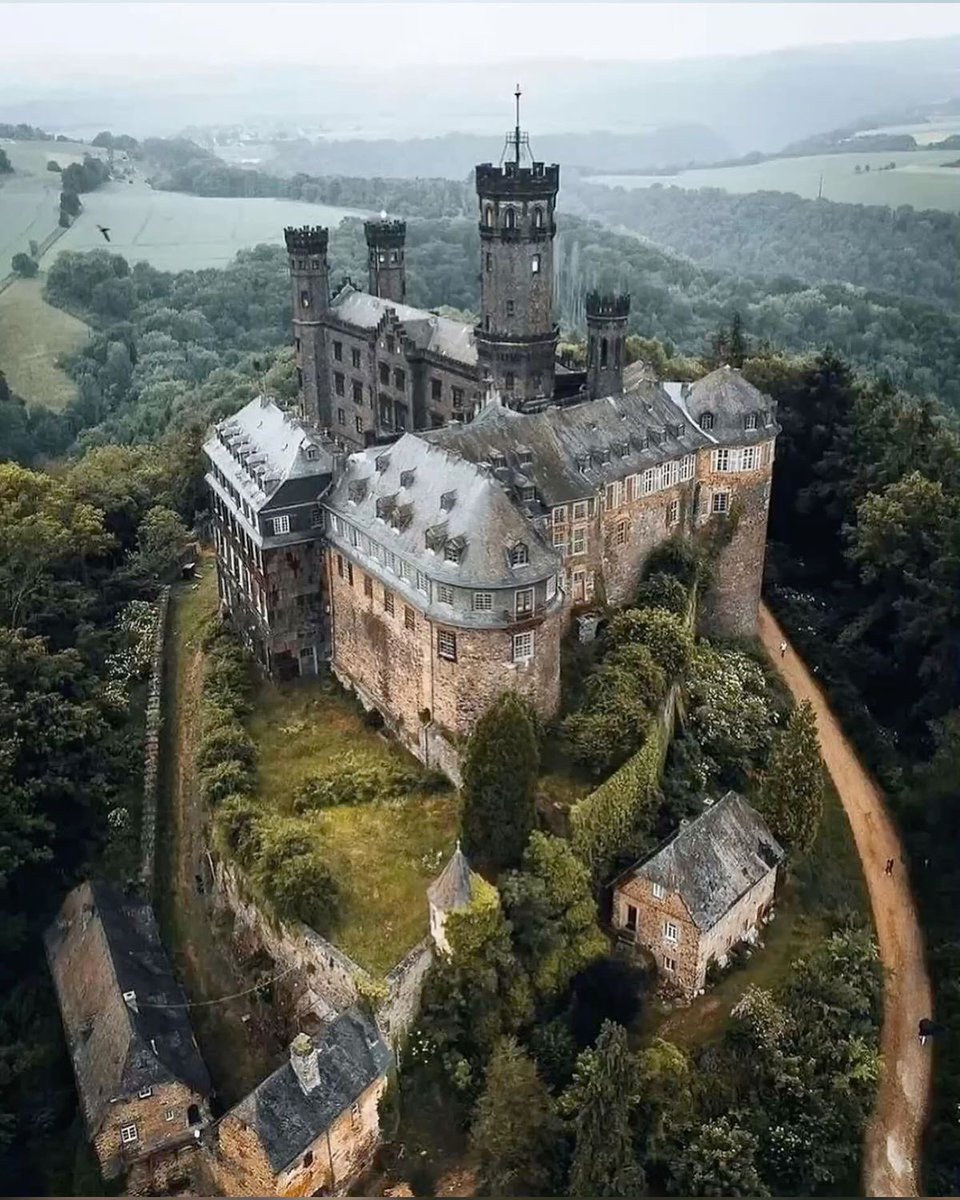 Mystic Castle tweet media