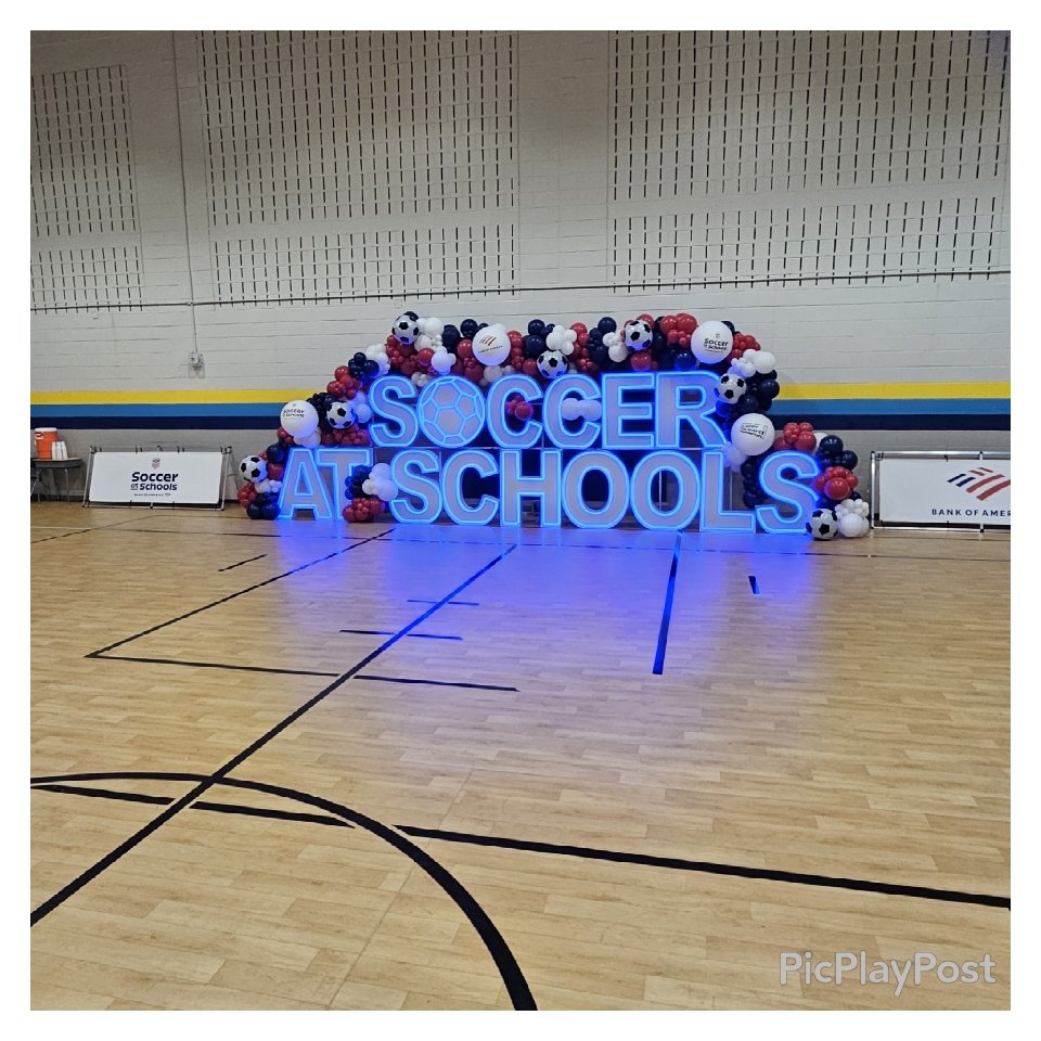 Hutchinson E. S. tweet media
