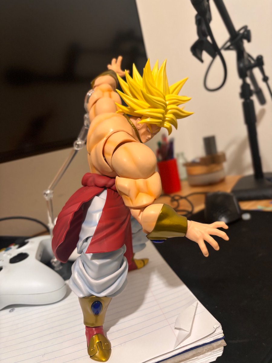 Retrøcity tweet media