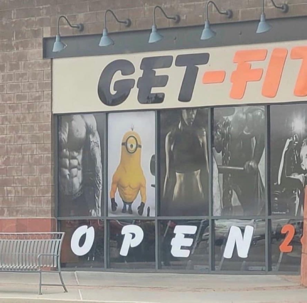 RetrAshado tweet media