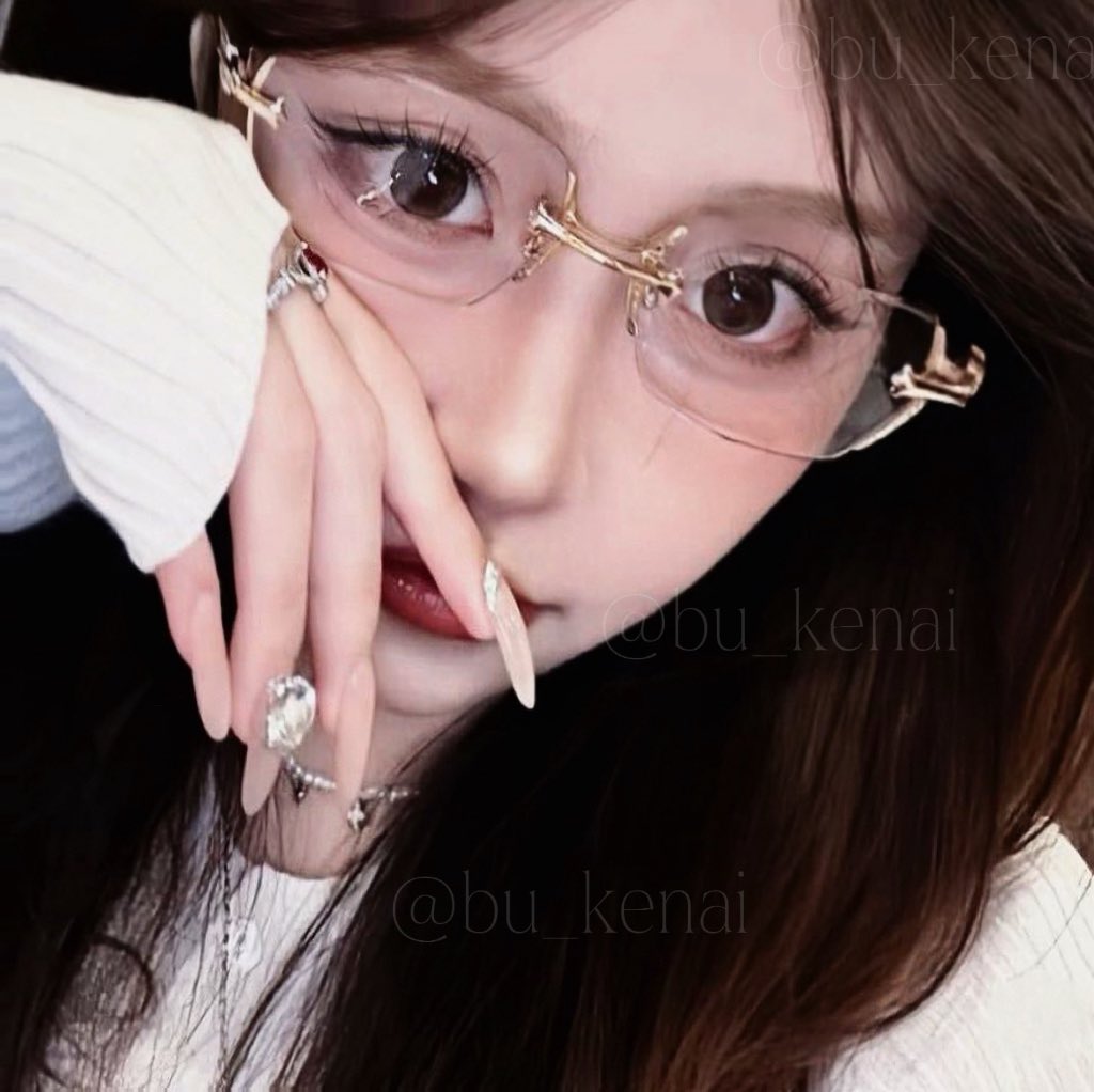 crush为爱做0后1找我玩4i tweet media