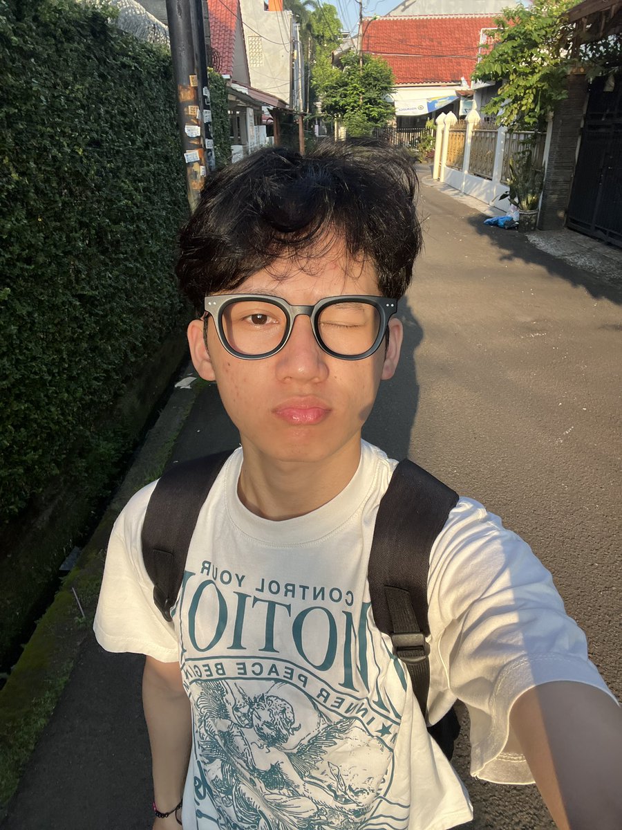 Cinnamoroll tweet media