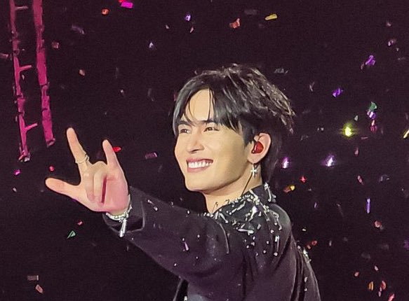 เด็กชายbestiepoppy v.ll tweet media