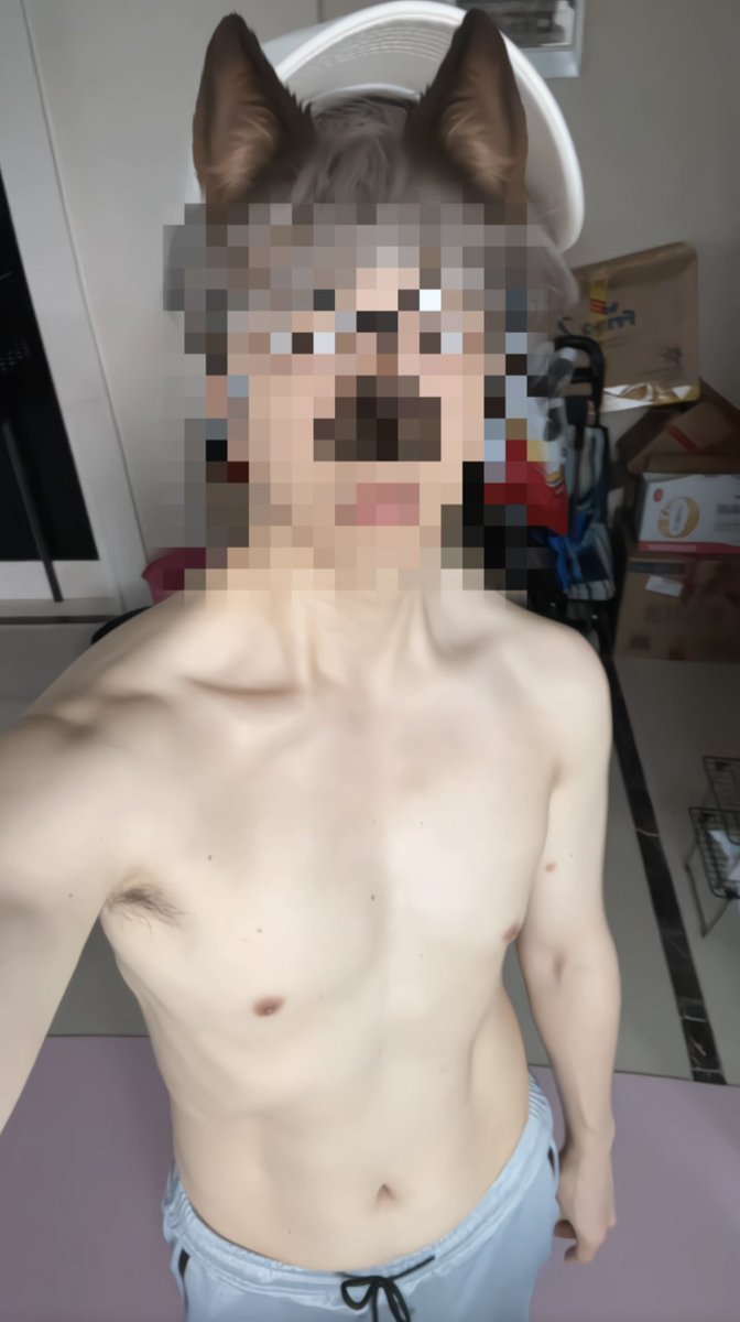 jj182025's tweet photo. 18奶狗，有人喜欢吗？大号被封了。🫠 https://t.co/bPlbFvV0eN