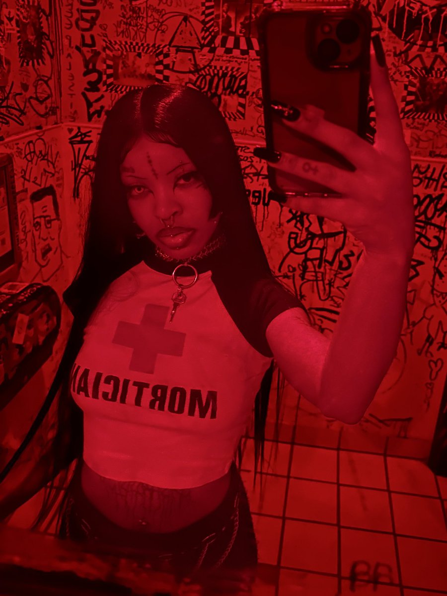 𝔇𝔢𝔪𝔬𝔫𝔢𝔰𝔰 𝔛𝔢𝔫𝔞 tweet media