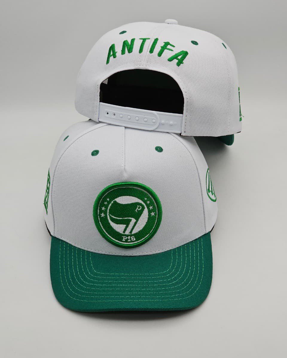 Antifa_Ultras tweet media