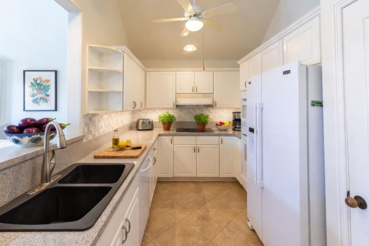 Hawaiʻi Life tweet media