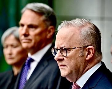 Peter Cronau tweet media