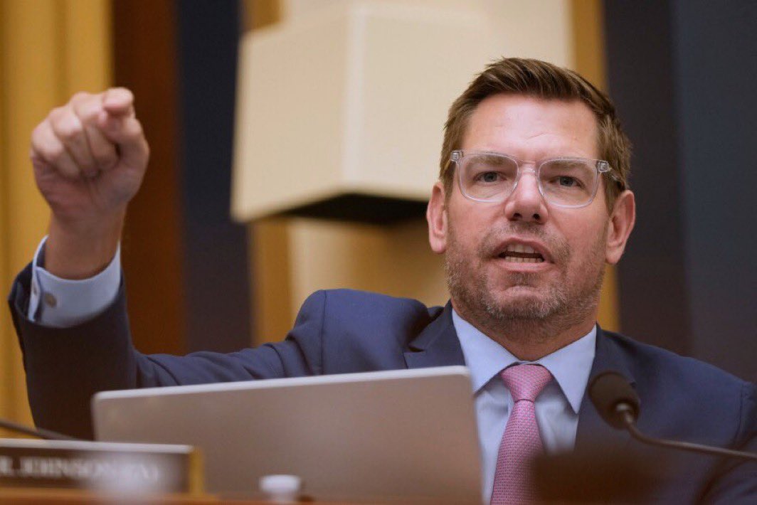 DschlopesIsBack's tweet image. BREAKING: Eric Swalwell proposes new bill that grants amnesty to any members of Congress who have been caught sleeping with Chinese spies