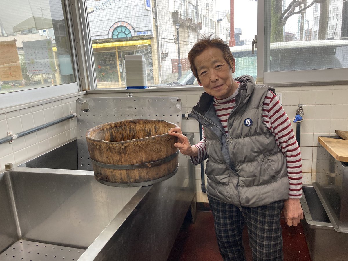 「早起きの仕事」。木曜日は埼玉県越谷市にある木田豆腐店の木田みつ子さんのヒストリー。創業は大正3年。時代の変化にどう向き合ってきたのか。店主・木田さんの場合に注目です。14時から。
＃ゴールデンラジオ　＃木田豆腐店