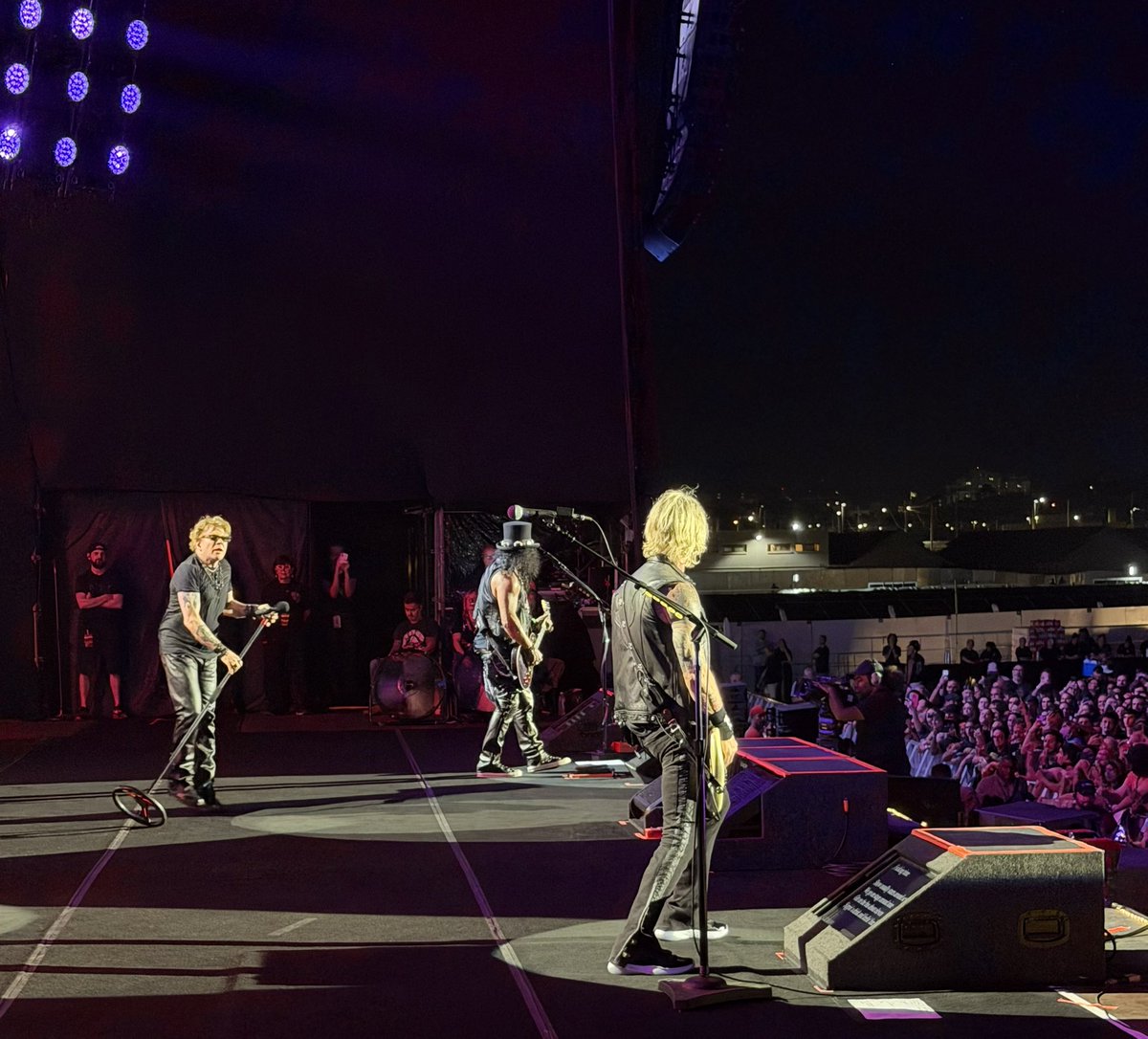 del james tweet media