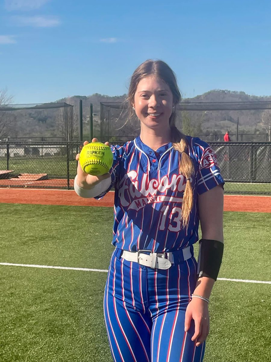 KalliMae28's tweet photo. 🥎Spring Training at the Ripken is in the books! My high school team showed up this week scoring 50 runs and ending with a 5-1 record. I batted .500 with 5 singles, 2 doubles, and a home run! https://t.co/GmHLhfpy5e