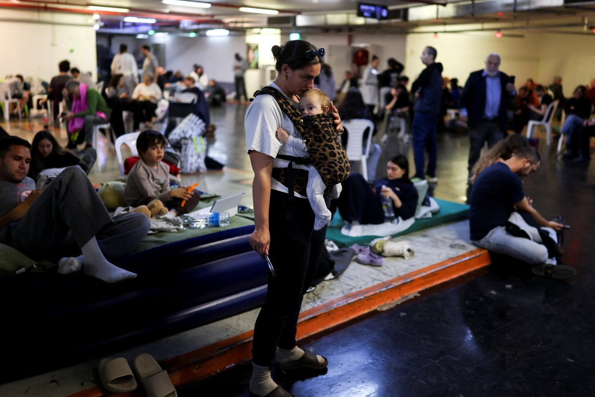 Le Parisien tweet media