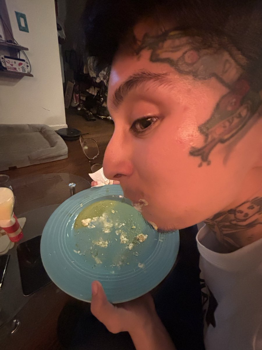 drae ⚧ tweet media