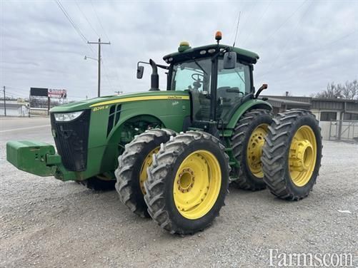 FarmsNews's tweet image. 2018 John Deere 8259R 🔻

Partially power shift, e23 transmission with efficiency manager, 4600 processor, and more, available now.

usfarmer.com/tractors/john-… 

#Tractors @LegacyEquipment