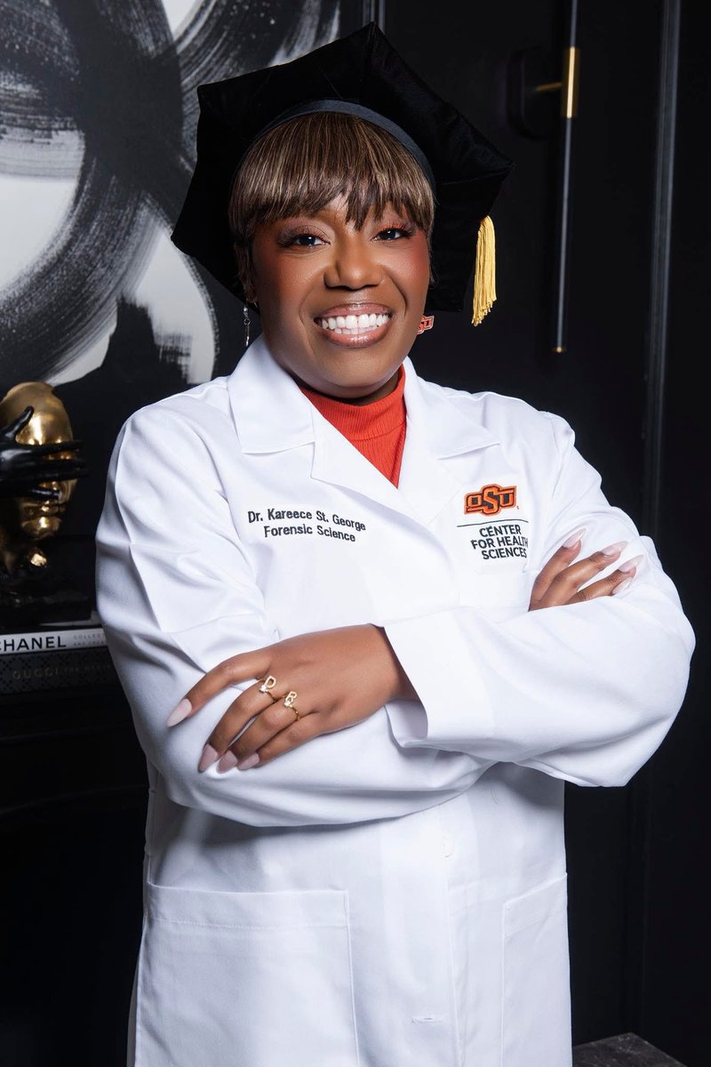 Congratulations to our owner,  Kareece St George on her upcoming graduation! 🖤🧡🎉🎊🎓👩🏾‍🎓